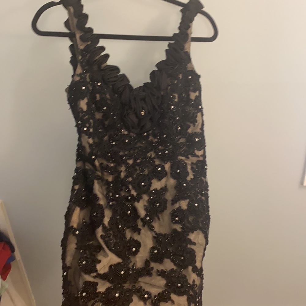 Sherri Hill size 6 low back dress